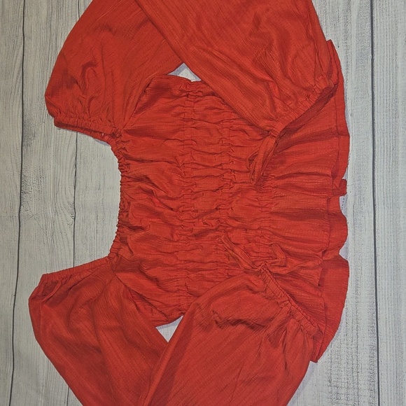 Better Unsaid Women's Boho Long Sleeve Cinched Bodice Crop Top Red Size M - Picture 2 of 9